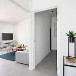 Home2book Coastal Chic Apt, Huge Private Terrace بيت للعطل *