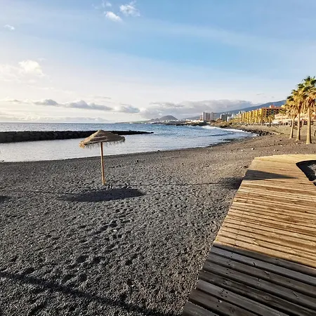 Home2book Coastal Chic Apt, Huge Private Terrace *