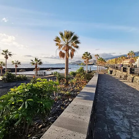 Home2book Coastal Chic Apt, Huge Private Terrace *