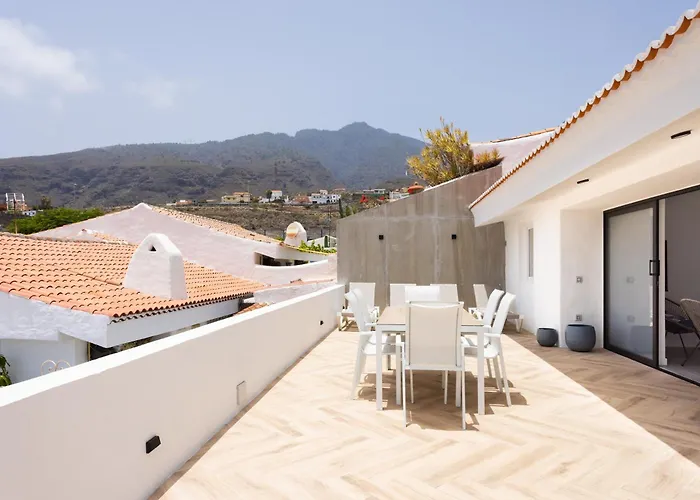 Home2book Coastal Chic Apt, Huge Private Terrace