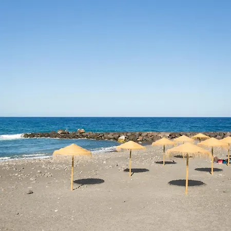 Home2book Coastal Chic Apt, Huge Private Terrace