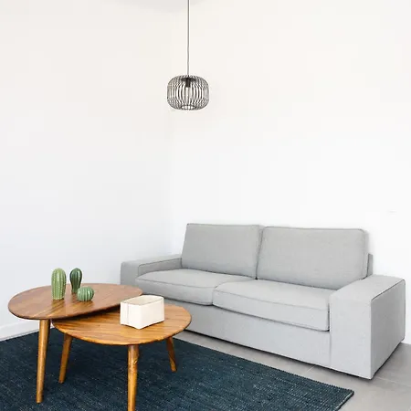 Home2book Coastal Chic Apt, Huge Private Terrace בית נופש קנדלריה