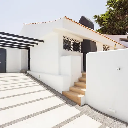 Home2book Coastal Chic Apt, Huge Private Terrace Tatil Evi Candelaria