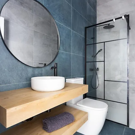 Home2book Coastal Chic Apt, Huge Private Terrace * קנדלריה