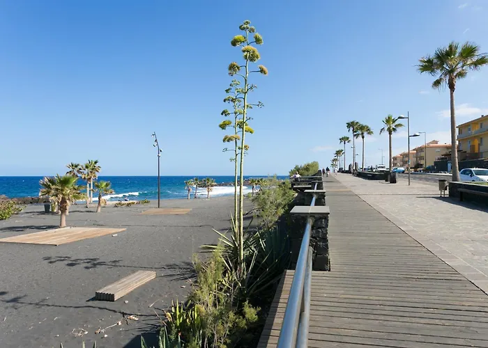 Home2book Coastal Chic Apt, Huge Private Terrace